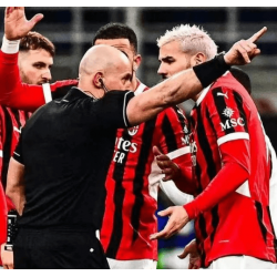 Theo je dobio crveni karton zbog ronjenja, AC Milan nesretno eliminiran iz Lige prvaka